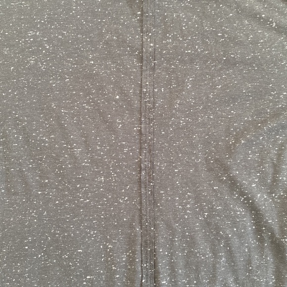 ❤️ Lululemon All Yours Boyfriend Tee Black Splatter Size 4 NWOT - Picture 3 of 5